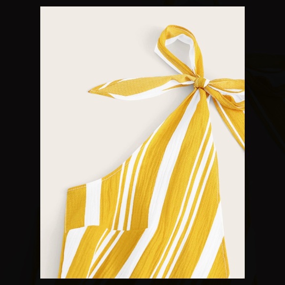 🏖🍍🍋One piece - Picture 6 of 8